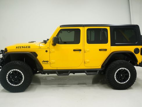 Used 2021 Jeep Wrangler Unlimited Sport AWD/4WD image 7