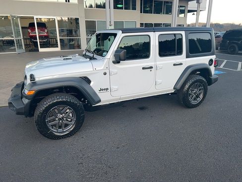 New 2026 Jeep Wrangler Unlimited Sport image 2