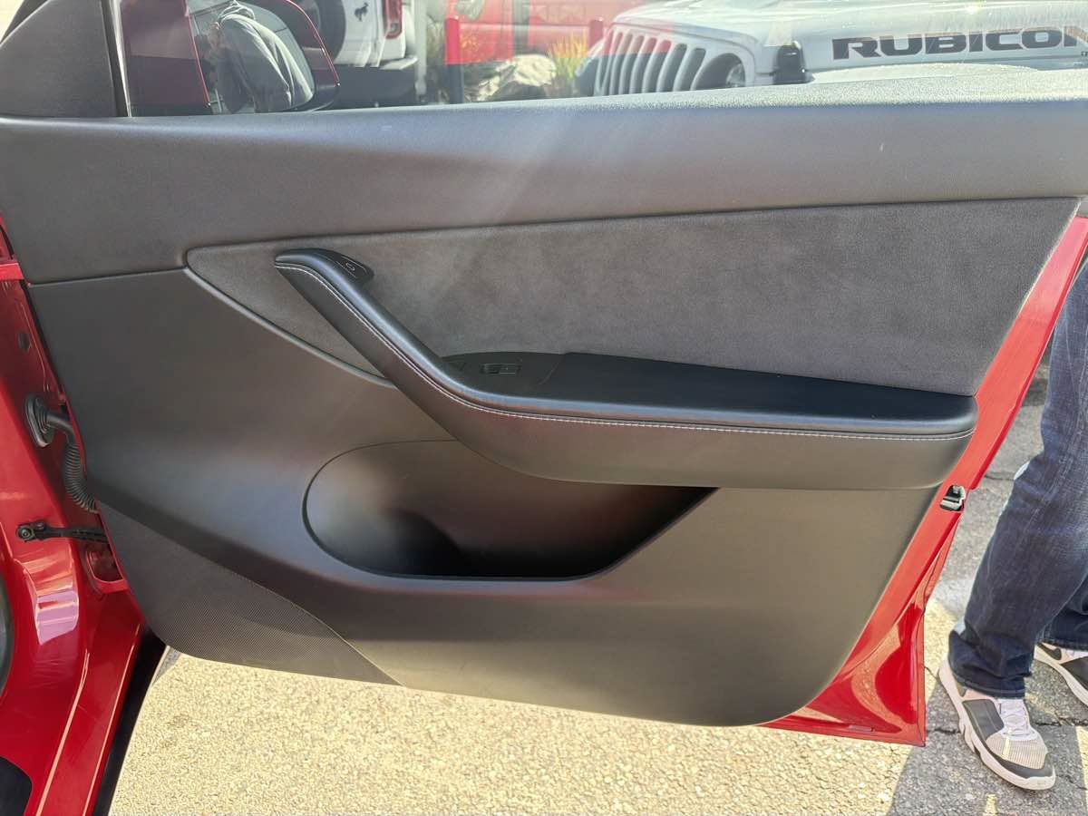 Used 2022 Tesla Model Y Long Range AWD/4WD image 15