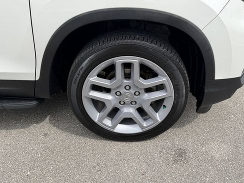 Used 2024 Honda Passport EX-L image 19