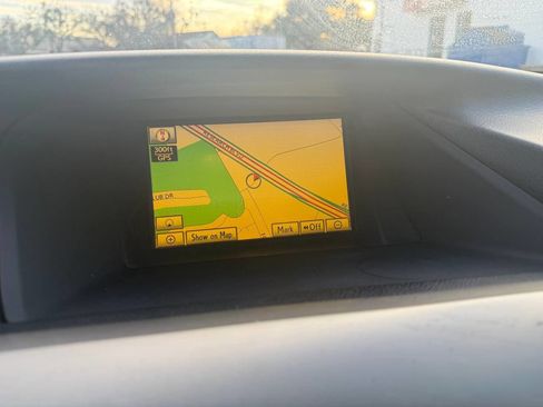 Used 2010 Lexus RX 450h 2WD image 18