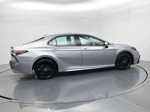 Used 2024 Toyota Camry XSE FWD image 8