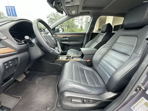 Used 2022 Honda CR-V Touring image 2