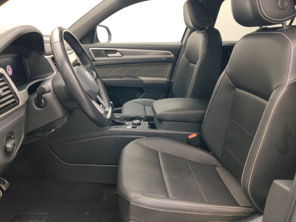 Used 2023 Volkswagen Atlas Cross Sport SEL R-Line AWD/4WD image 17