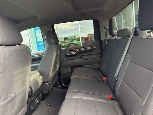 Used 2024 Chevrolet Silverado 1500 RST AWD/4WD image 16
