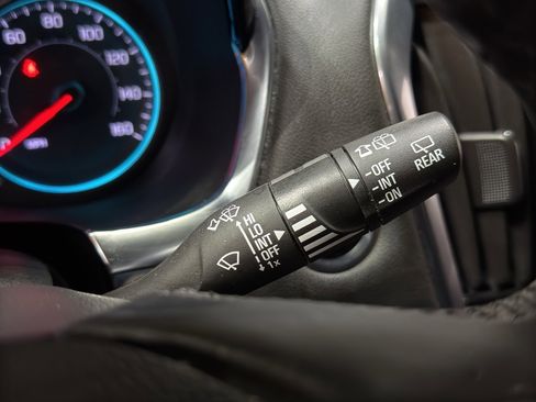 Certified 2023 Chevrolet Traverse LT w/ LPO, Floor Liner Package image 26