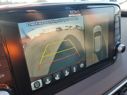 Used 2020 Hyundai Santa Fe Limited image 23