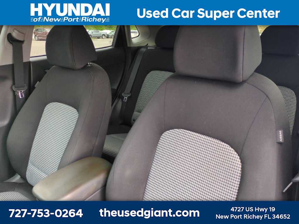Certified 2022 Hyundai Kona SE FWD image 7