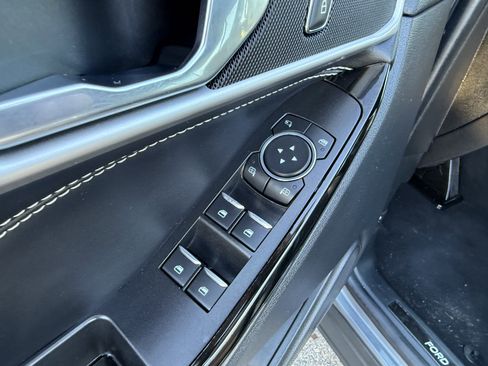 Used 2022 Ford Explorer ST image 18