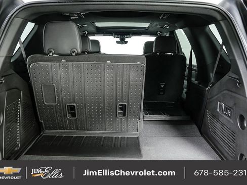 Used 2022 Chevrolet Tahoe High Country image 35