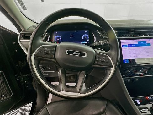 Used 2021 Jeep Grand Cherokee L Limited image 11