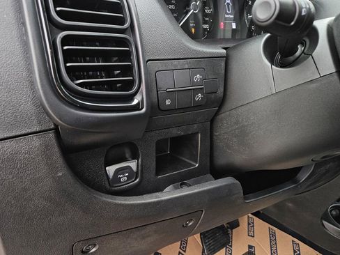 New 2026 RAM ProMaster 2500 w/ Convenience Group FWD image 16
