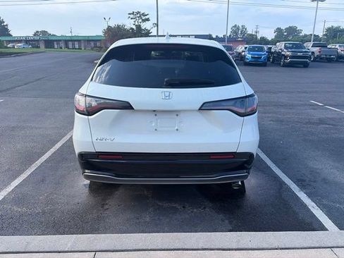 Used 2024 Honda HR-V EX-L image 11