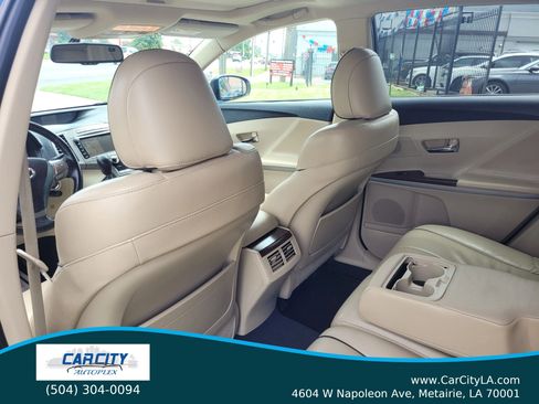 Used 2009 Toyota Venza AWD image 15
