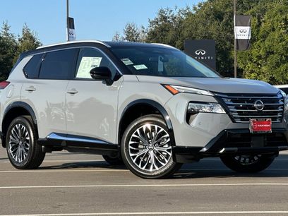 New 2026 Nissan Rogue Platinum w/ Tech Package