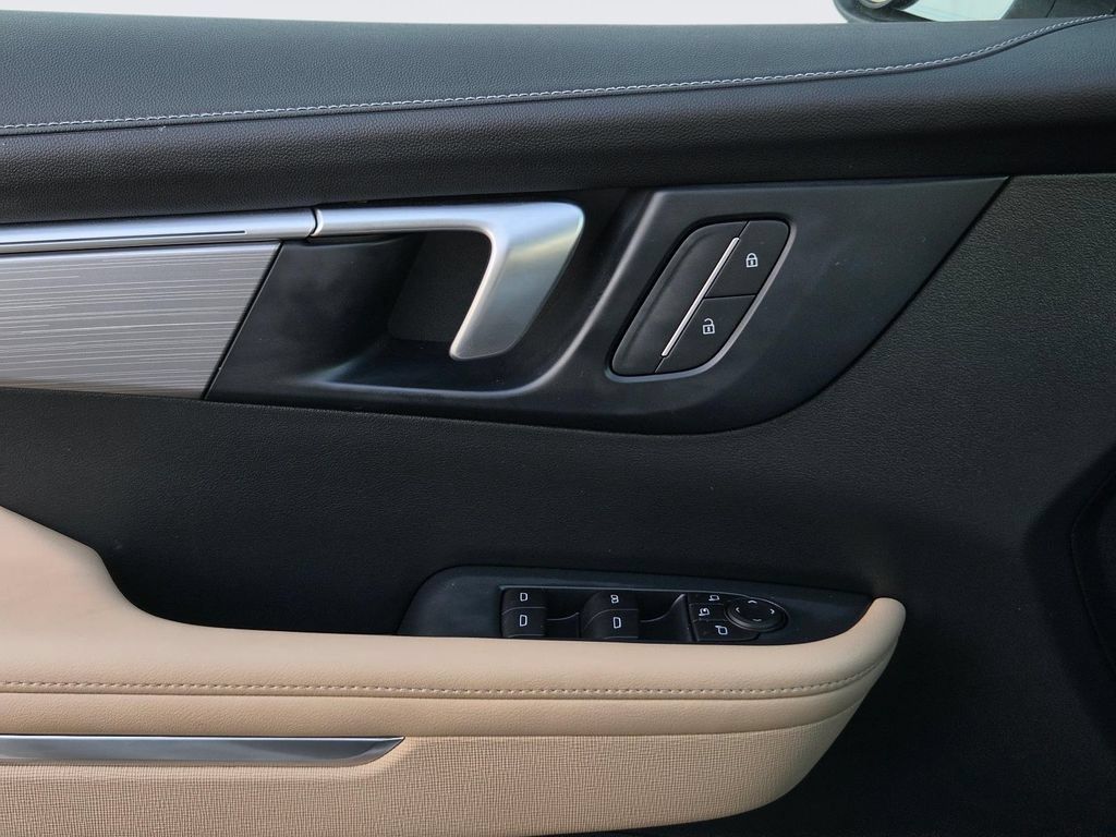 Used 2026 Buick Enclave Preferred FWD image 31