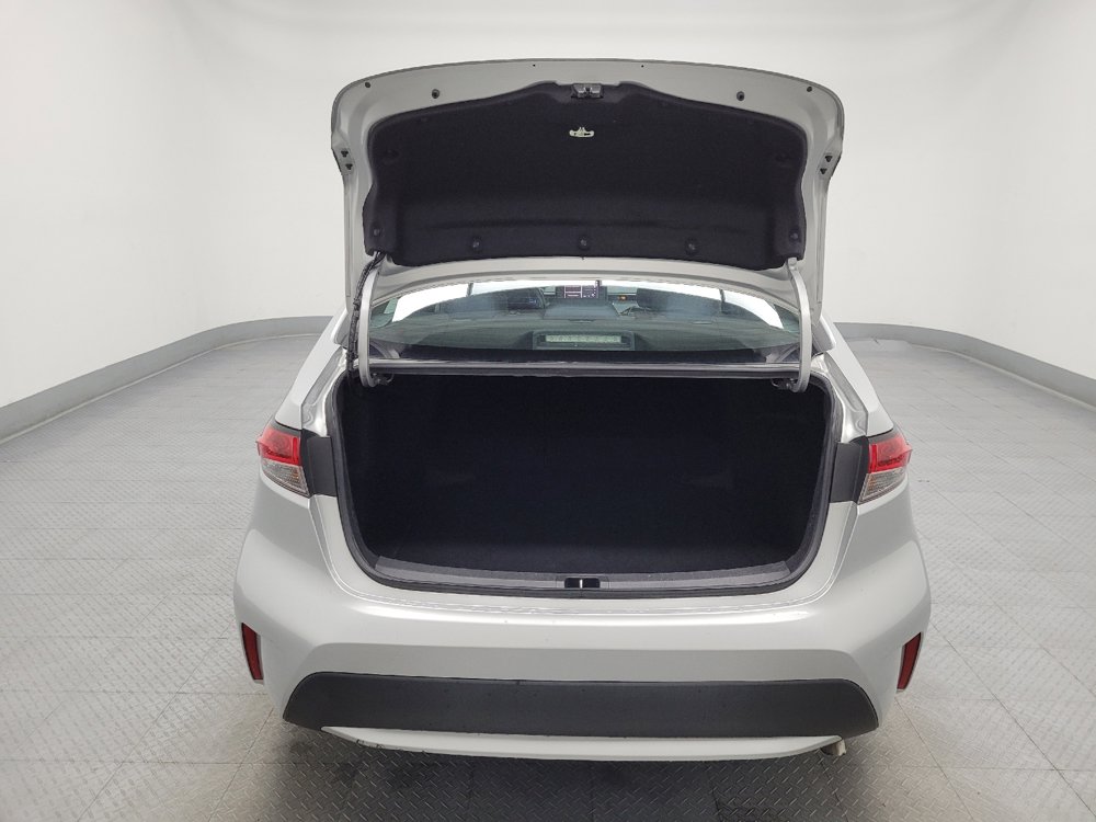 Used 2022 Toyota Corolla LE FWD image 29