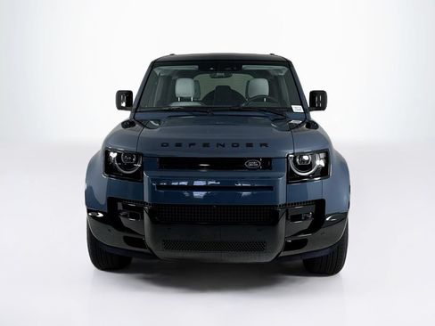 Used 2026 Land Rover Defender 110 X-Dynamic SE AWD/4WD image 8