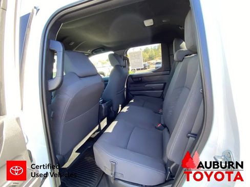 Certified 2025 Toyota Tacoma SR5 AWD/4WD image 25