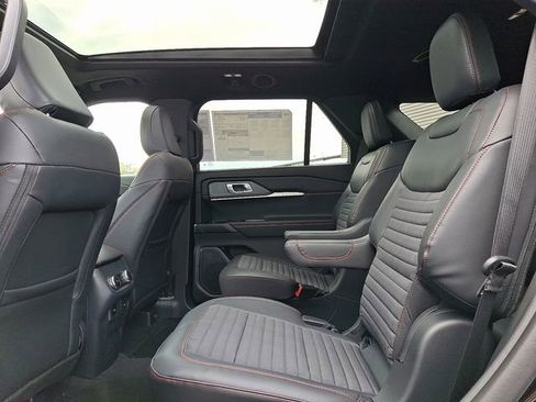 New 2026 Ford Explorer ST-Line image 5