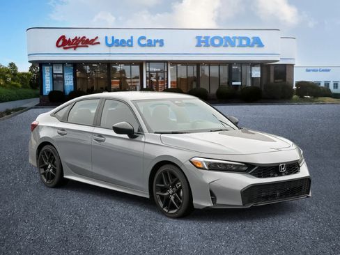 Used 2025 Honda Civic Sport image 7
