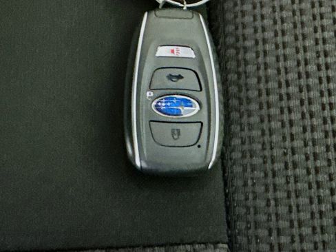 Used 2024 Subaru Outback Premium AWD/4WD image 37