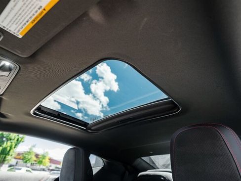Used 2018 Chevrolet Camaro ZL1 RWD image 21