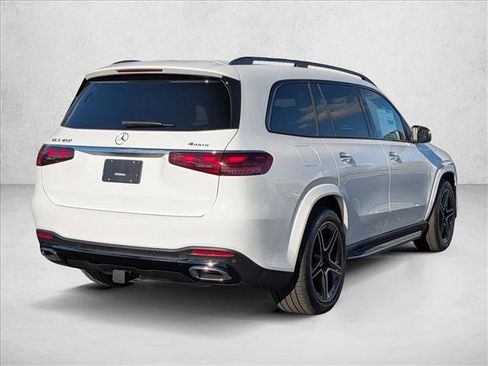 New 2026 Mercedes-Benz GLS 450 4MATIC image 2