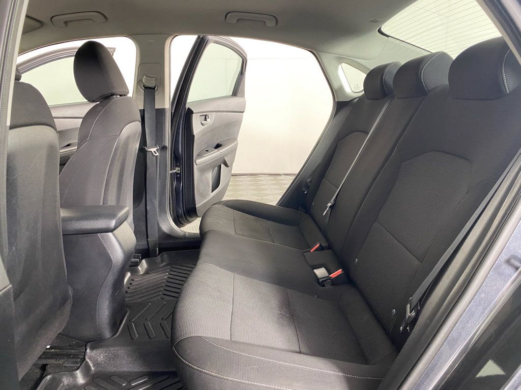 Used 2019 Kia Forte LXS FWD image 18