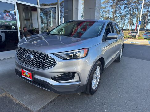 Used 2024 Ford Edge SEL image 2