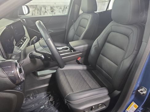 Used 2025 Chevrolet Equinox LT w/ Convenience Package II AWD/4WD image 15