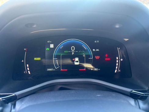 Used 2025 Toyota Camry SE image 37