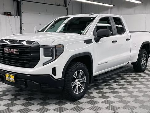 Used 2023 GMC Sierra 1500 Pro w/ Pro Value Package AWD/4WD image 12