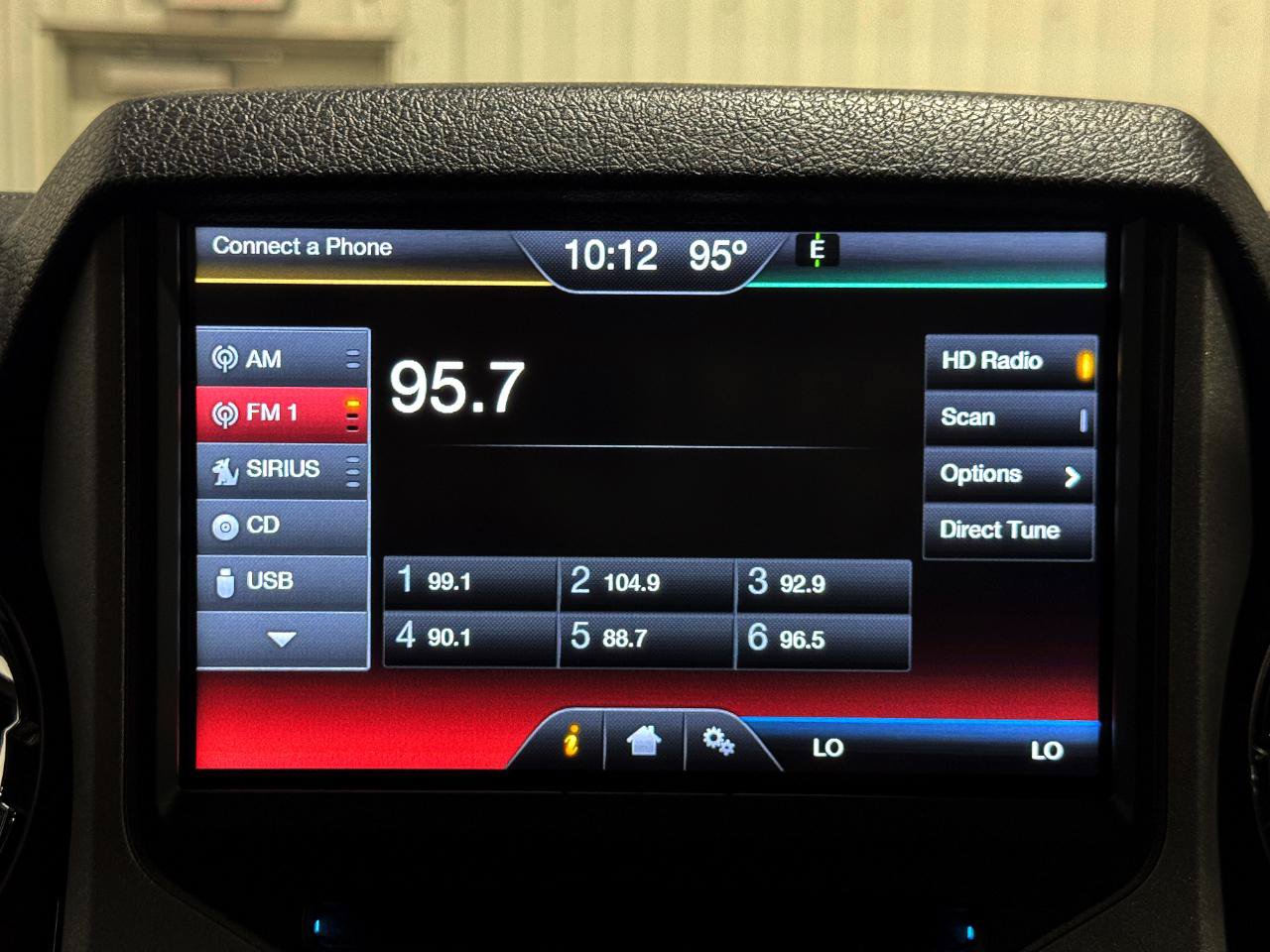 Used 2016 Ford F250 Lariat w/ Lariat Interior Package AWD/4WD image 18