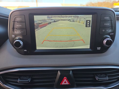 Used 2019 Hyundai Santa Fe SE image 26