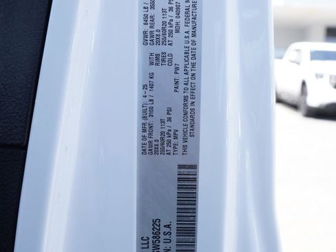 Used 2025 Jeep Wrangler Willys image 8