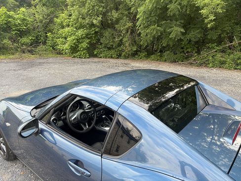 Used 2019 MAZDA MX-5 Miata RF Grand Touring RWD image 23