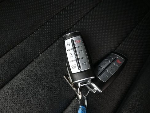 Used 2021 Genesis GV80 3.5T image 64