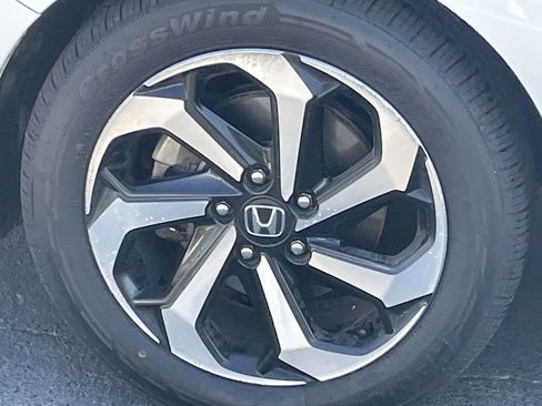 Used 2016 Honda Accord EX-L image 12