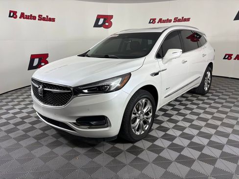 Used 2020 Buick Enclave Avenir w/ Avenir Technology Package image 2
