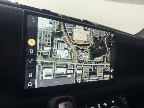 Certified 2024 Land Rover Defender 110 X image 21