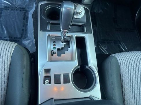 Used 2019 Toyota 4Runner SR5 AWD/4WD image 19