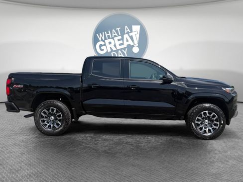 Certified 2026 Chevrolet Colorado Z71 w/ Technology Package AWD/4WD image 2