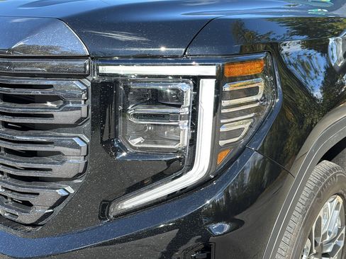 Certified 2024 GMC Sierra 1500 Denali Ultimate image 9