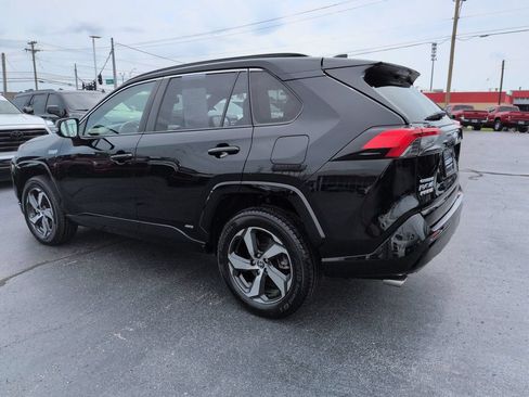 Used 2021 Toyota RAV4 SE AWD/4WD image 3
