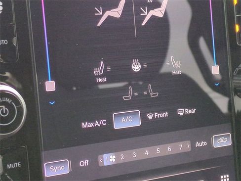 Used 2025 RAM 1500 Big Horn image 27