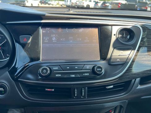 Used 2018 Buick Envision Premium AWD/4WD image 35