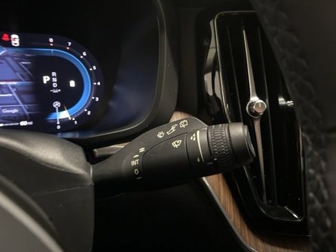 Used 2023 Volvo XC60 B5 Plus w/ Protection Package Premier image 42