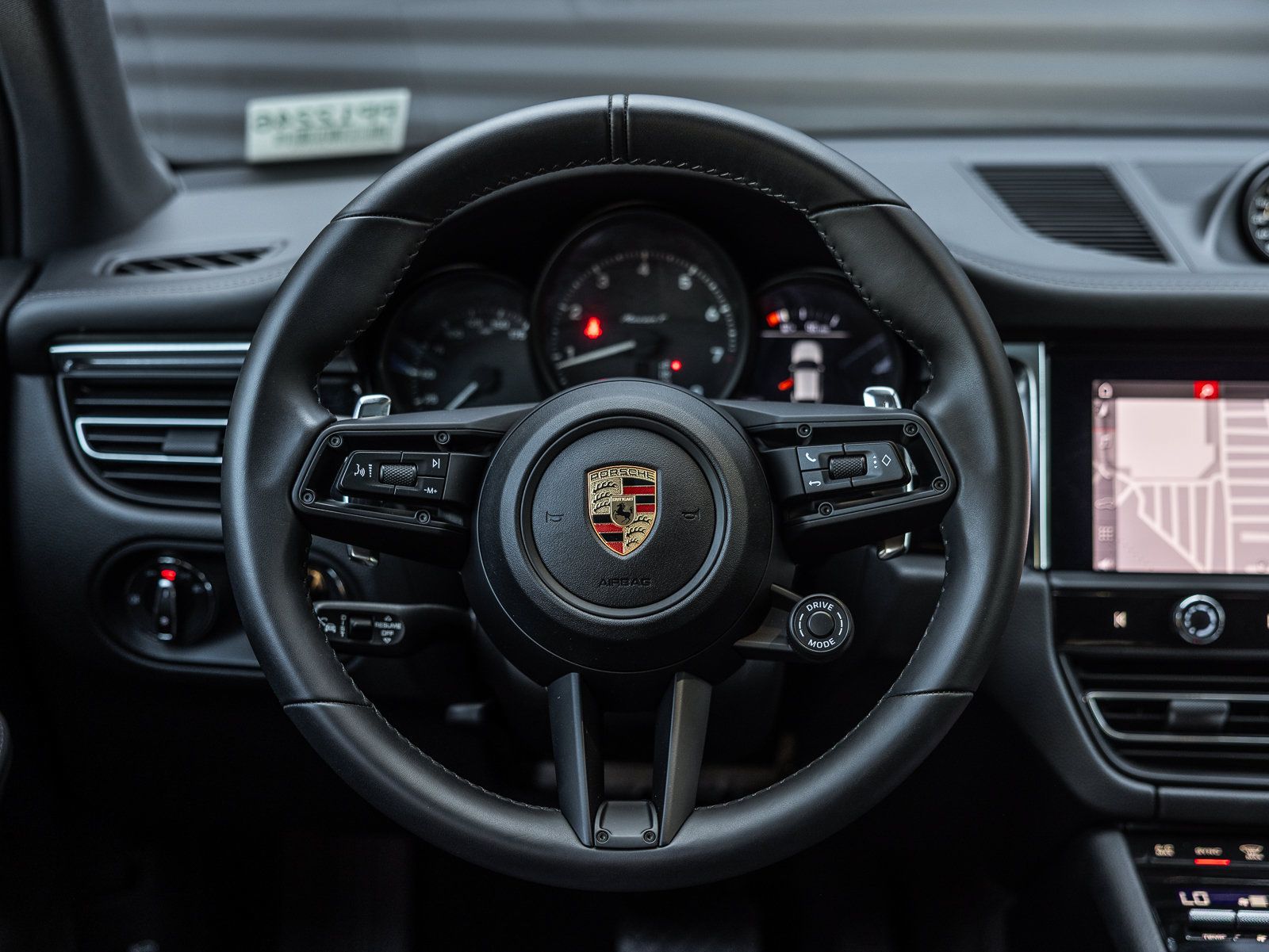 Certified 2026 Porsche Macan Turbo AWD/4WD image 13
