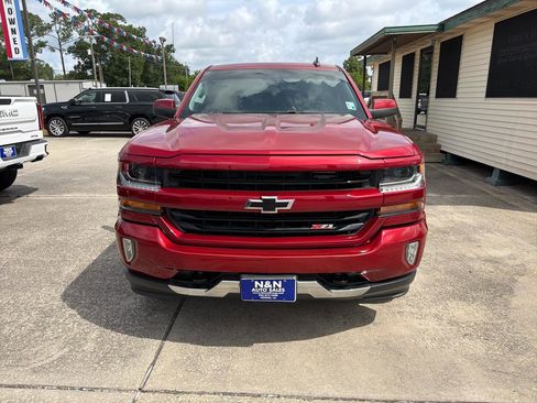 Used 2018 Chevrolet Silverado 1500 LT w/ Texas Edition AWD/4WD image 12
